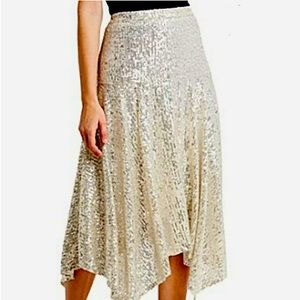 Vince Camuto silver sequined asymmetrical elastic waist skirt M